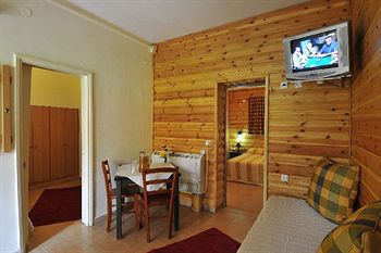 Gonen Holiday Village - Lodge エクステリア 写真
